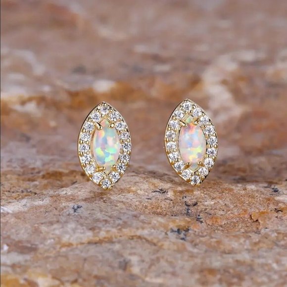 18K Gold Womens Oval 1ct Diamond Fire Opal Gemstone Earrings 18 K Silver Jewelry